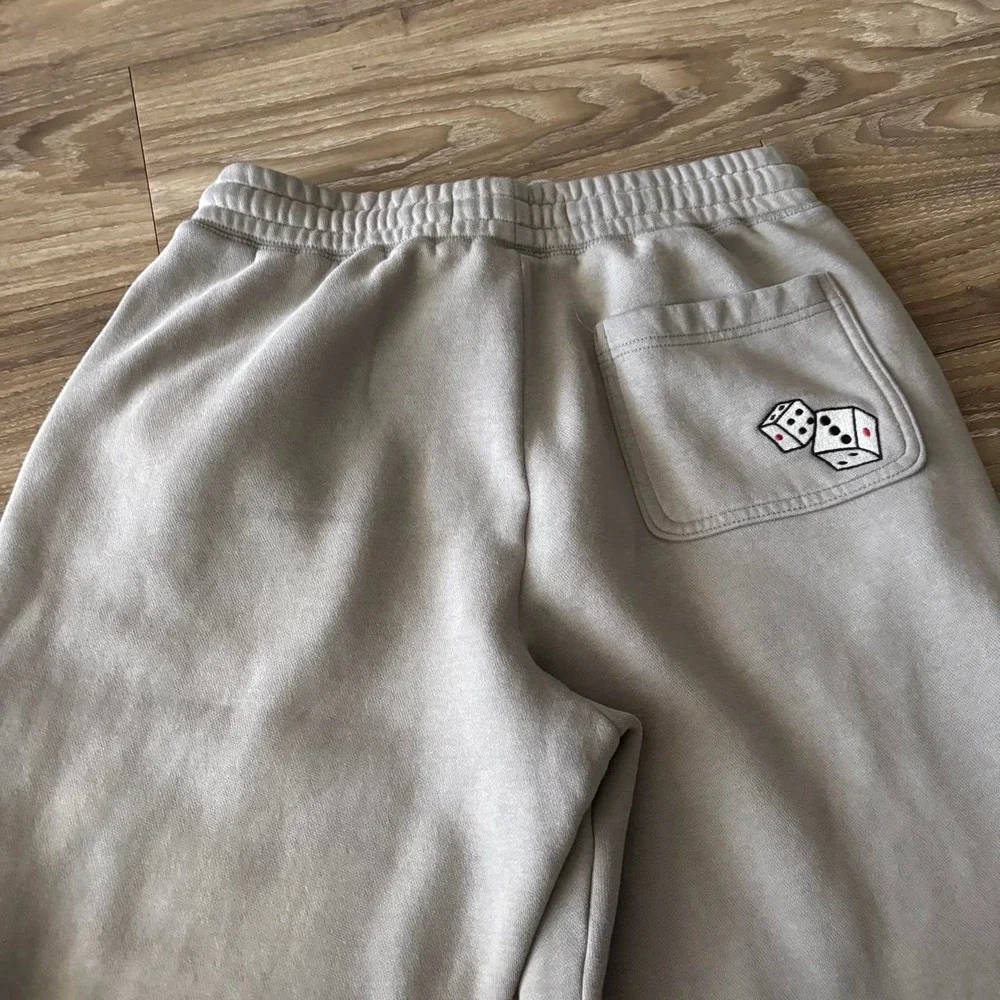 Vintage Y2K/2000s Baggy Grey Hollister Skater Sweatpants! Size M
